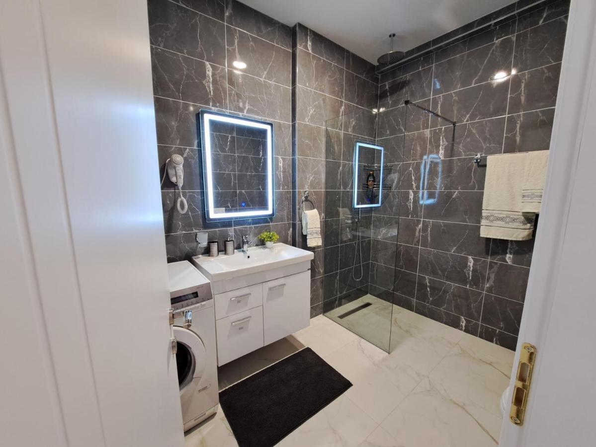 Mamani Apartments Saranda Extérieur photo